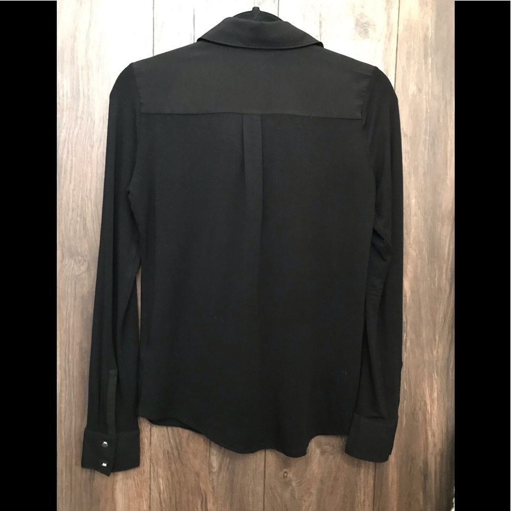White House Black Market Black top - Picture 9 of 10